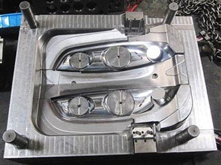 Prototype molds for plastic injection molding